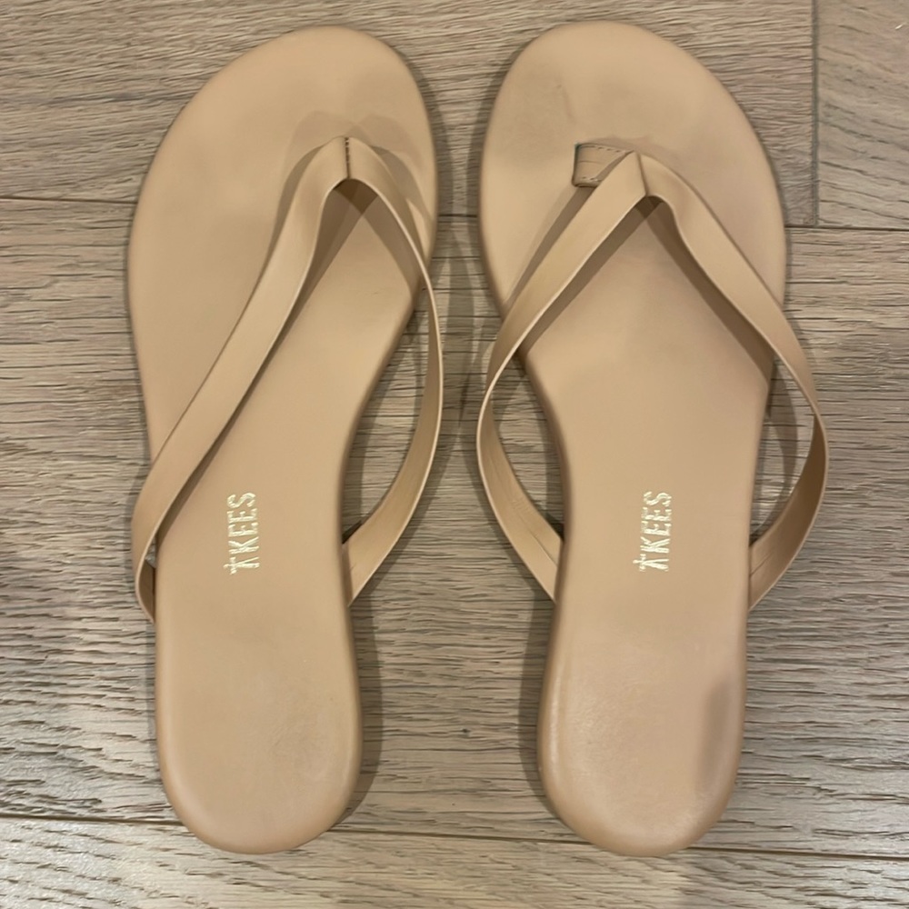 TEEKS NEVER WORN LEATHER SANDALS